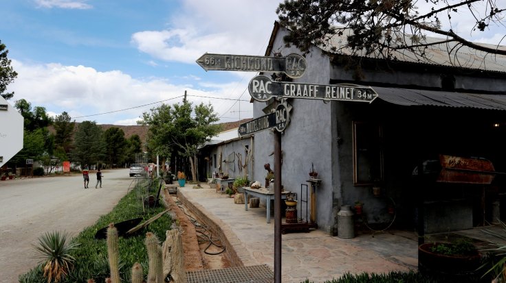  The streets of Nieu-Bethesda 