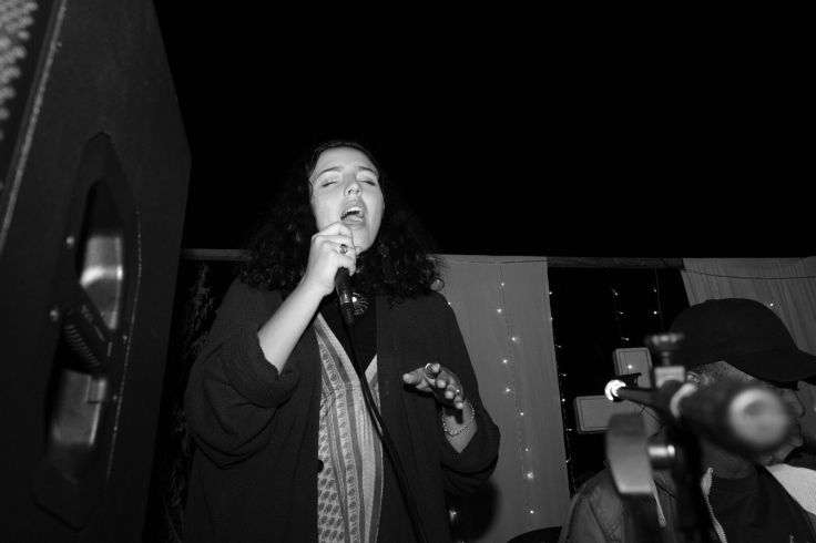   Savanna Thunder on the mic…  